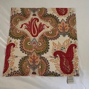 Two Pottery Barn Red Green Paisley Floral Medallion 20x20 Cotton Napkin  Cotton